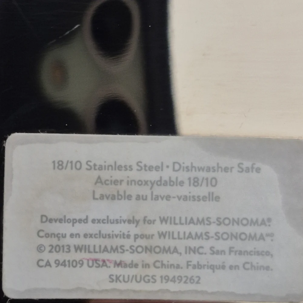 Williams-Sonoma Stainless Steel Soap Dish